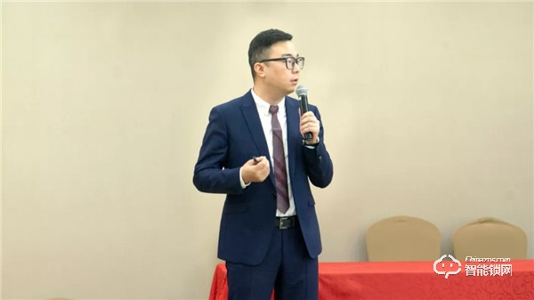 2019年度KA渠道核心經銷商大會簽約額達1.1億,完美收官! 2019年度KA渠道核心經銷商大會簽約額達1.1億,完美收官!