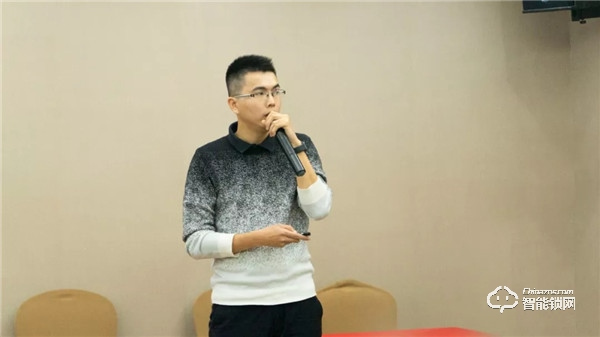 2019年度KA渠道核心經銷商大會簽約額達1.1億,完美收官! 2019年度KA渠道核心經銷商大會簽約額達1.1億,完美收官!