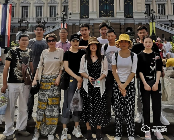 “堅(jiān)守”與“突圍”!看飛利浦智能鎖上海經(jīng)銷(xiāo)商如何取勝市場(chǎng) “堅(jiān)守”與“突圍”!看飛利浦智能鎖上海經(jīng)銷(xiāo)商如何取勝市場(chǎng)