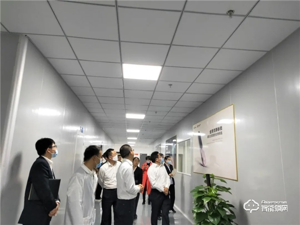 宜賓臨港麗雅領(lǐng)導(dǎo)蒞臨微盾科技考察交流 宜賓臨港麗雅領(lǐng)導(dǎo)蒞臨微盾科技考察交流