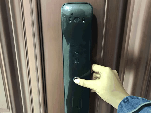 普通消費(fèi)者該如何選擇智能鎖?櫻花R8全自動(dòng)智能鎖告訴你 普通消費(fèi)者該如何選擇智能鎖?櫻花R8全自動(dòng)智能鎖告訴你