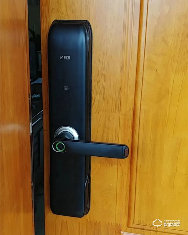 科裕智能門鎖與中國(guó)央企地產(chǎn)商保利地產(chǎn)合作,打造和諧智能社區(qū) 科裕智能門鎖與中國(guó)央企地產(chǎn)商保利地產(chǎn)合作,打造和諧智能社區(qū)