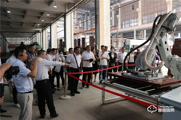 智贏未來,再創(chuàng)財富 | 王力智能鎖召開經(jīng)銷商智囊團(tuán)研討會 智贏未來,再創(chuàng)財富 | 王力智能鎖召開經(jīng)銷商智囊團(tuán)研討會