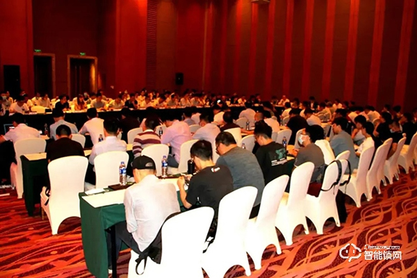 飛利浦智能鎖出席電子鎖防火標(biāo)準(zhǔn)研討會,共話行業(yè)發(fā)展新趨勢 飛利浦智能鎖出席電子鎖防火標(biāo)準(zhǔn)研討會,共話行業(yè)發(fā)展新趨勢