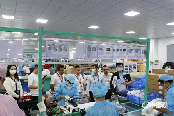 恒大集團材料設備有限公司領導蒞臨櫻花智能鎖總部參觀考察 恒大集團材料設備有限公司領導蒞臨櫻花智能鎖總部參觀考察