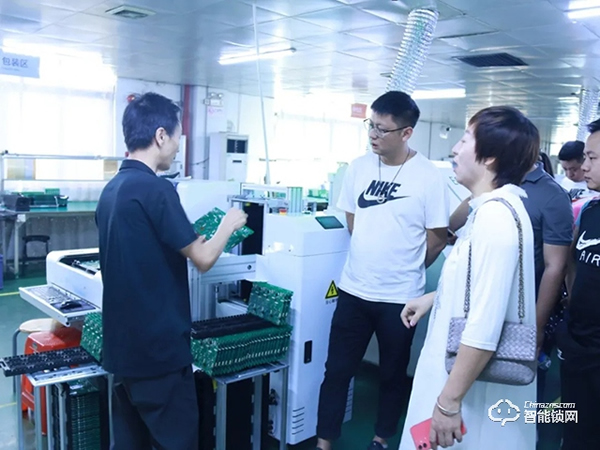 展望未來,攜手共進,再創新高 | 記西安國美交流團訪亞太天能總部 展望未來,攜手共進,再創新高 | 記西安國美交流團訪亞太天能總部