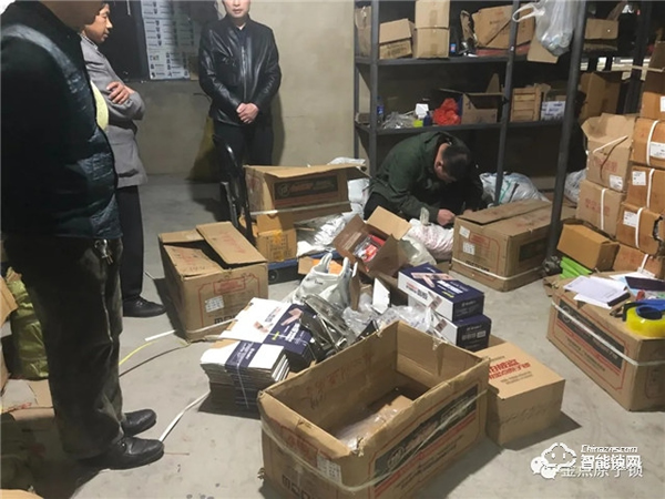 讓制假售假者傾家蕩產(chǎn),金點(diǎn)原子315每日在行動(dòng) 讓制假售假者傾家蕩產(chǎn),金點(diǎn)原子315每日在行動(dòng)