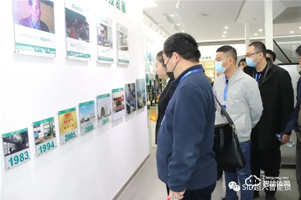 熱烈歡迎西安武漢兩地地產(chǎn)團(tuán)隊走進(jìn)超人! 熱烈歡迎西安武漢兩地地產(chǎn)團(tuán)隊走進(jìn)超人!