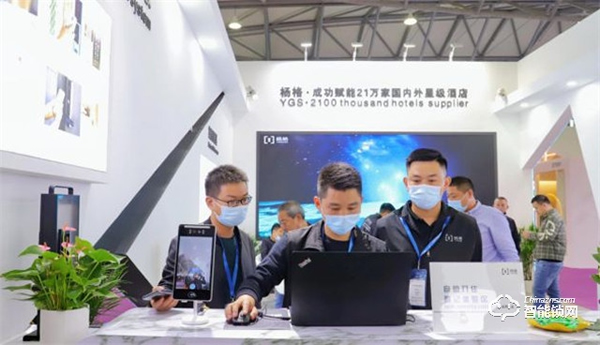 楊格鎖業(yè)酒店鎖上海酒店展大放異彩,宣告酒店入住“看臉時代”到來 楊格鎖業(yè)酒店鎖上海酒店展大放異彩,宣告酒店入住“看臉時代”到來