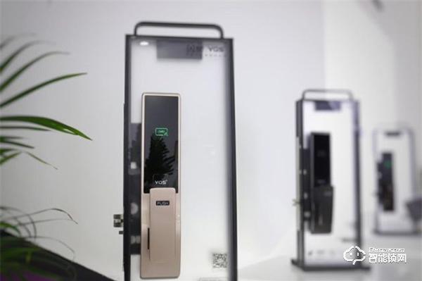 楊格鎖業(yè)酒店鎖上海酒店展大放異彩,宣告酒店入住“看臉時代”到來 楊格鎖業(yè)酒店鎖上海酒店展大放異彩,宣告酒店入住“看臉時代”到來