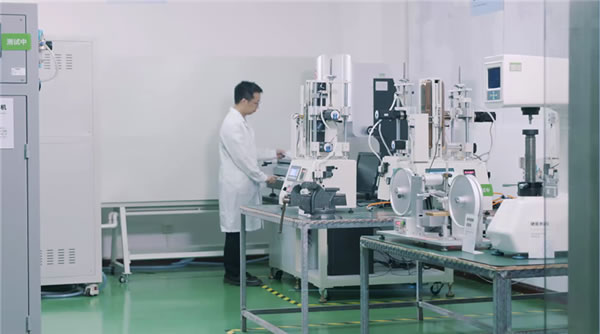 亞太天能廣告強(qiáng)勢(shì)霸屏五大核心城市，演繹品牌之聲！