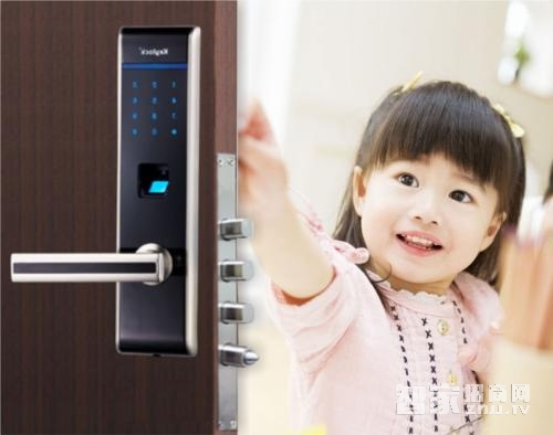 指紋鎖火爆,線下體驗(yàn)和服務(wù)才是用戶關(guān)鍵 指紋鎖火爆,線下體驗(yàn)和服務(wù)才是用戶關(guān)鍵