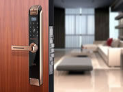 智能鎖,買的時(shí)候真心疼,用了覺(jué)得錢花得值了!