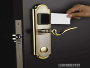 指紋鎖:顏值擔當更是實力派