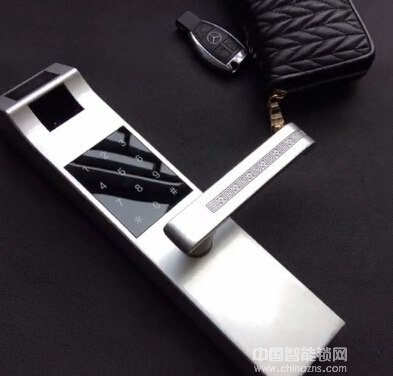 抓住指紋鎖品類分化趨勢(shì)