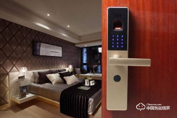 智能門鎖的行業標準日益健全 整個行業加快向前發展 智能門鎖的行業標準日益健全 整個行業加快向前發展