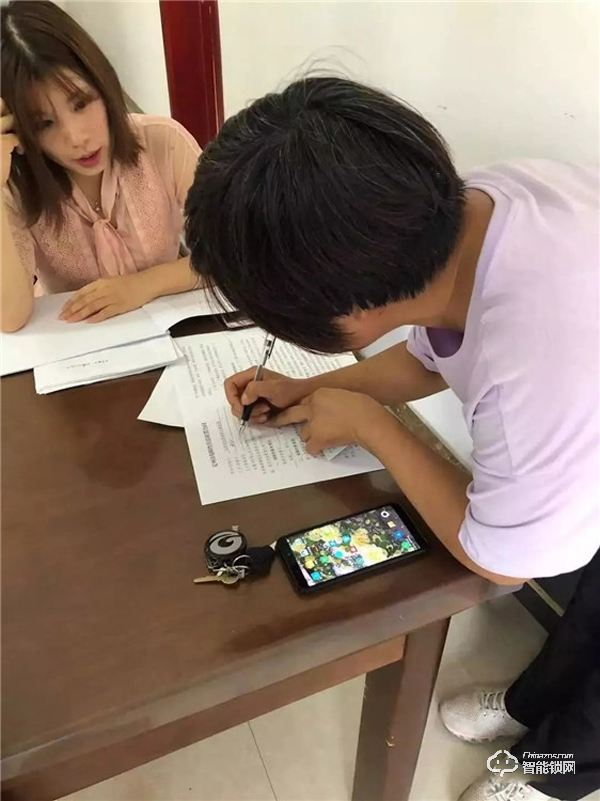 定州:涉及17個小區2200余套房,全部更換智能門鎖! 定州:涉及17個小區2200余套房,全部更換智能門鎖!