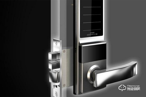 智能門鎖將迎強(qiáng)制性國(guó)標(biāo),千億市場(chǎng)在等待它的“iPhone”出現(xiàn) 智能門鎖將迎強(qiáng)制性國(guó)標(biāo),千億市場(chǎng)在等待它的“iPhone”出現(xiàn)
