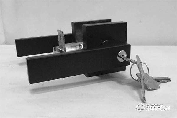 智能鎖與傳統機械鎖對比 購買智能鎖需要注意些什么 智能鎖與傳統機械鎖對比 購買智能鎖需要注意些什么