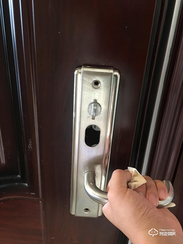 安裝指紋鎖教程 安裝指紋鎖教程