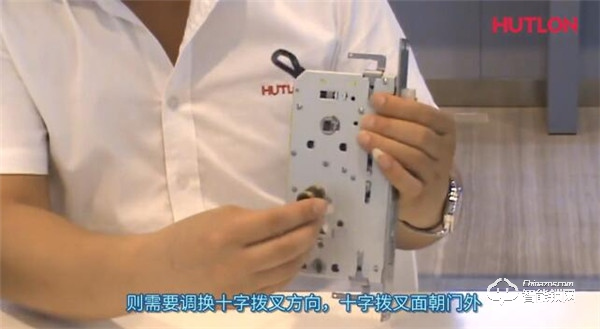 【匯泰龍A8S智能鎖】把手、鎖體換向以及鐵門、木門鎖體安裝指引 【匯泰龍A8S智能鎖】把手、鎖體換向以及鐵門、木門鎖體安裝指引