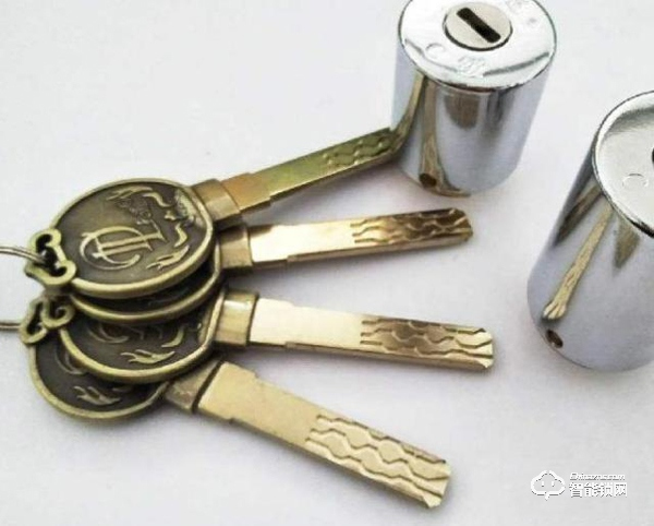 智能鎖開鎖方式越多，那其破解的方式也會越多