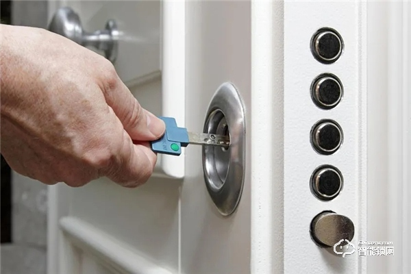 為什么用了幾十年的機(jī)械鎖,今天要換智能鎖 為什么用了幾十年的機(jī)械鎖,今天要換智能鎖