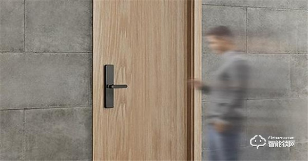 智能門鎖是如何工作的？