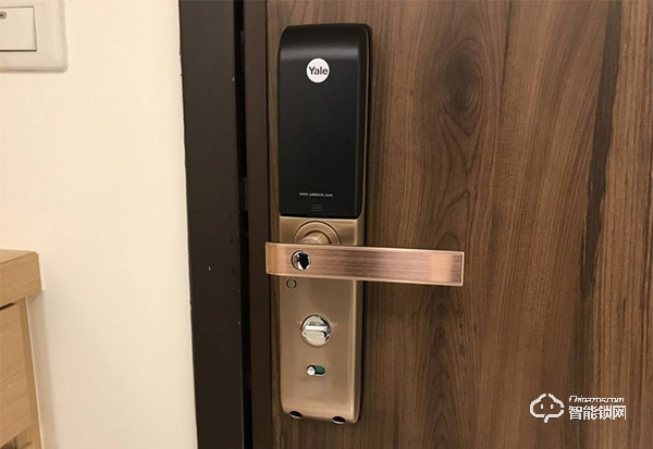 耶魯智能鎖怎么設(shè)置指紋 耶魯智能鎖怎么改密碼 耶魯智能鎖怎么設(shè)置指紋 耶魯智能鎖怎么改密碼