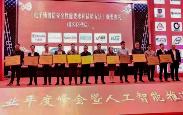 德施曼智能鎖3D人臉鎖72%市占率引圍觀！