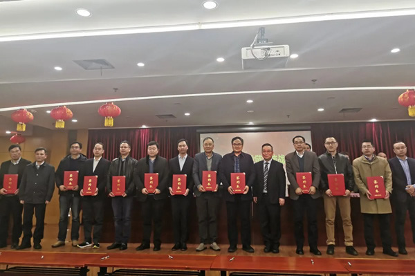 鴻雁電器簽署浙江省重點產(chǎn)業(yè)鏈大腦建設戰(zhàn)略合作協(xié)議