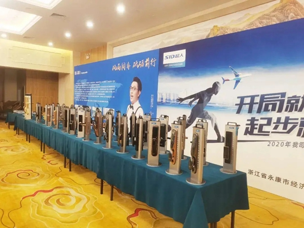 簽約客戶400+，現場成交2w+把，超人智能鎖招商會三省燃爆，背后邏輯是什么？