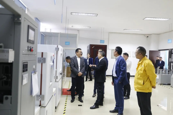 琨山通用董事長章林峰:琨山當沖行業之首,做民族品牌,立世界之林 琨山通用董事長章林峰:琨山當沖行業之首,做民族品牌,立世界之林