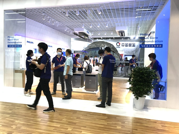 2020中國建博會(huì)(廣州)飛利浦智能鎖市場(chǎng)經(jīng)理禤朝華:產(chǎn)品品質(zhì)和售后服務(wù)需要高成本去維護(hù)