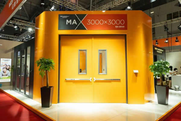 多瑪凱拔與馬斯德克共同亮相CHCC2020 多瑪凱拔與馬斯德克共同亮相CHCC2020