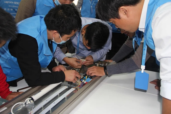 好太太服務升級創新 磨礪“能工巧匠” 好太太服務升級創新 磨礪“能工巧匠”