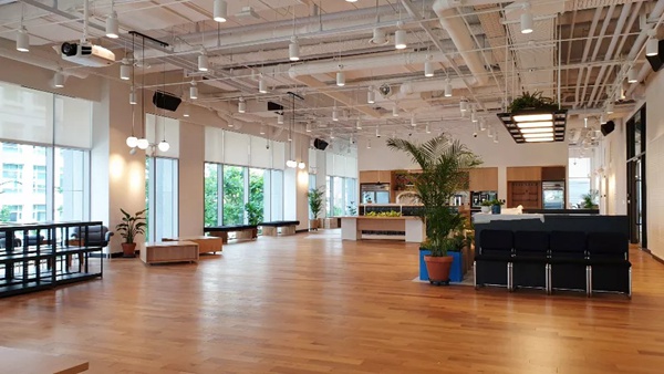 河?xùn)|智能家居：韓國WeWork，智能照明，點(diǎn)亮共享辦公空間