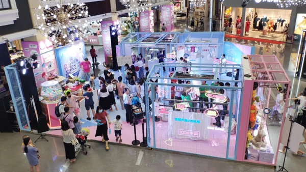 好太太【夢幻快閃店】營業 施華洛世奇®元素項鏈免費送