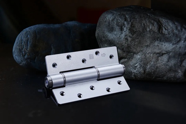 名門靜音門鎖:合頁選不好,以后的煩惱少不了 名門靜音門鎖:合頁選不好,以后的煩惱少不了