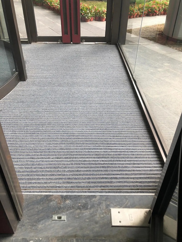 多瑪凱拔:長江邊的超五星“巨輪”正在浪漫啟航 多瑪凱拔:長江邊的超五星“巨輪”正在浪漫啟航