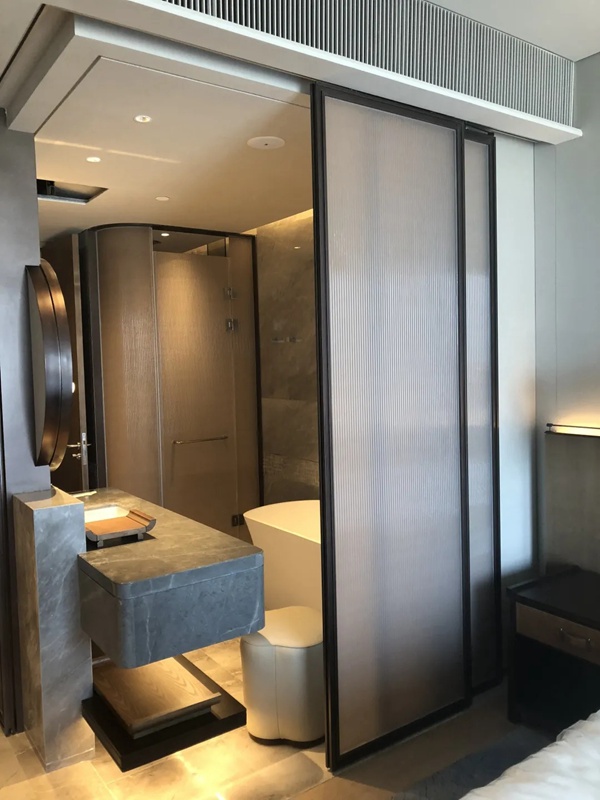 多瑪凱拔:長江邊的超五星“巨輪”正在浪漫啟航 多瑪凱拔:長江邊的超五星“巨輪”正在浪漫啟航