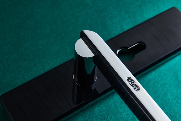 名門靜音門鎖 詮釋匠心與精致 名門靜音門鎖 詮釋匠心與精致