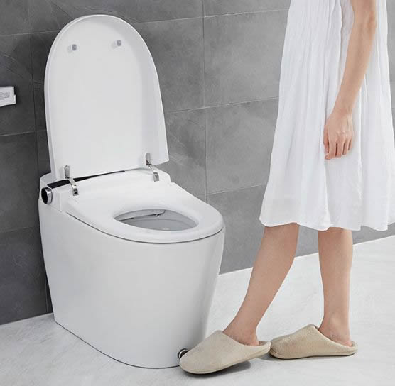 云米全屋互聯網家電：為什么說家里最好裝智能馬桶？