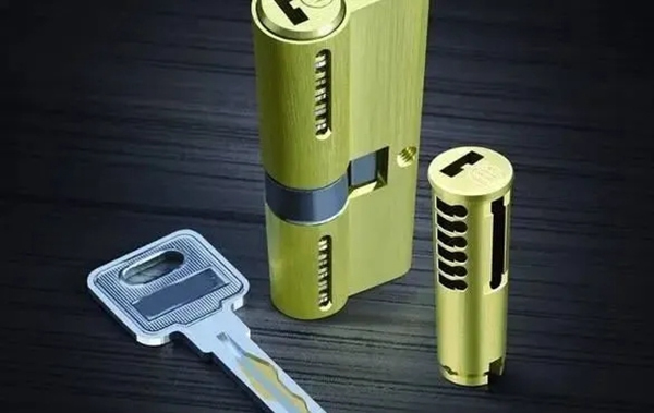 頂吉智能鎖告訴你指紋鎖好還是機械鎖好 頂吉智能鎖告訴你指紋鎖好還是機械鎖好