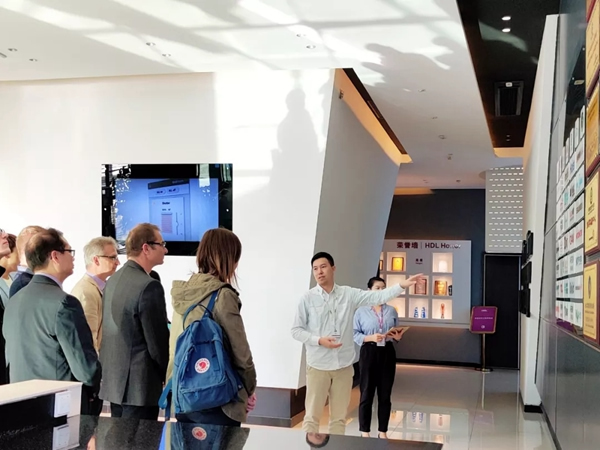 河東智能家居迎德國耶拿應用技術大學師生來訪HDL 河東智能家居迎德國耶拿應用技術大學師生來訪HDL