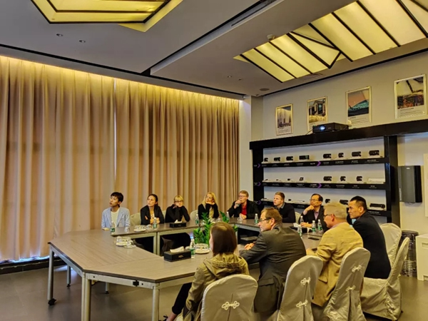 河東智能家居迎德國耶拿應用技術大學師生來訪HDL 河東智能家居迎德國耶拿應用技術大學師生來訪HDL