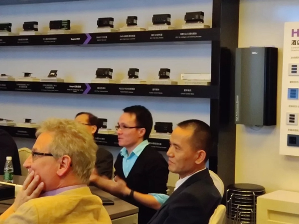 河東智能家居迎德國耶拿應用技術大學師生來訪HDL 河東智能家居迎德國耶拿應用技術大學師生來訪HDL