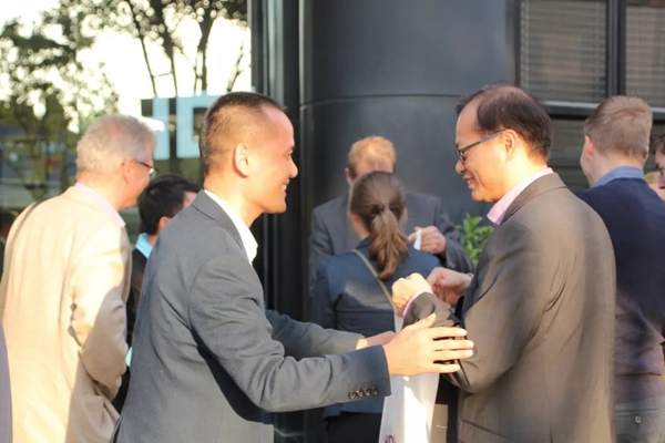 河東智能家居迎德國耶拿應用技術大學師生來訪HDL 河東智能家居迎德國耶拿應用技術大學師生來訪HDL