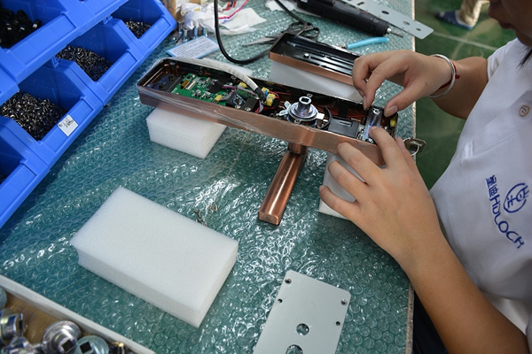 指紋鎖廠家注重產品人性化設計,具備了高匹配性 指紋鎖廠家注重產品人性化設計,具備了高匹配性