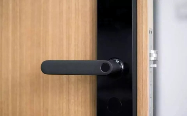 綠米Aqara:新品智能門鎖N100初測評 門鎖守衛成守軍 綠米Aqara:新品智能門鎖N100初測評 門鎖守衛成守軍